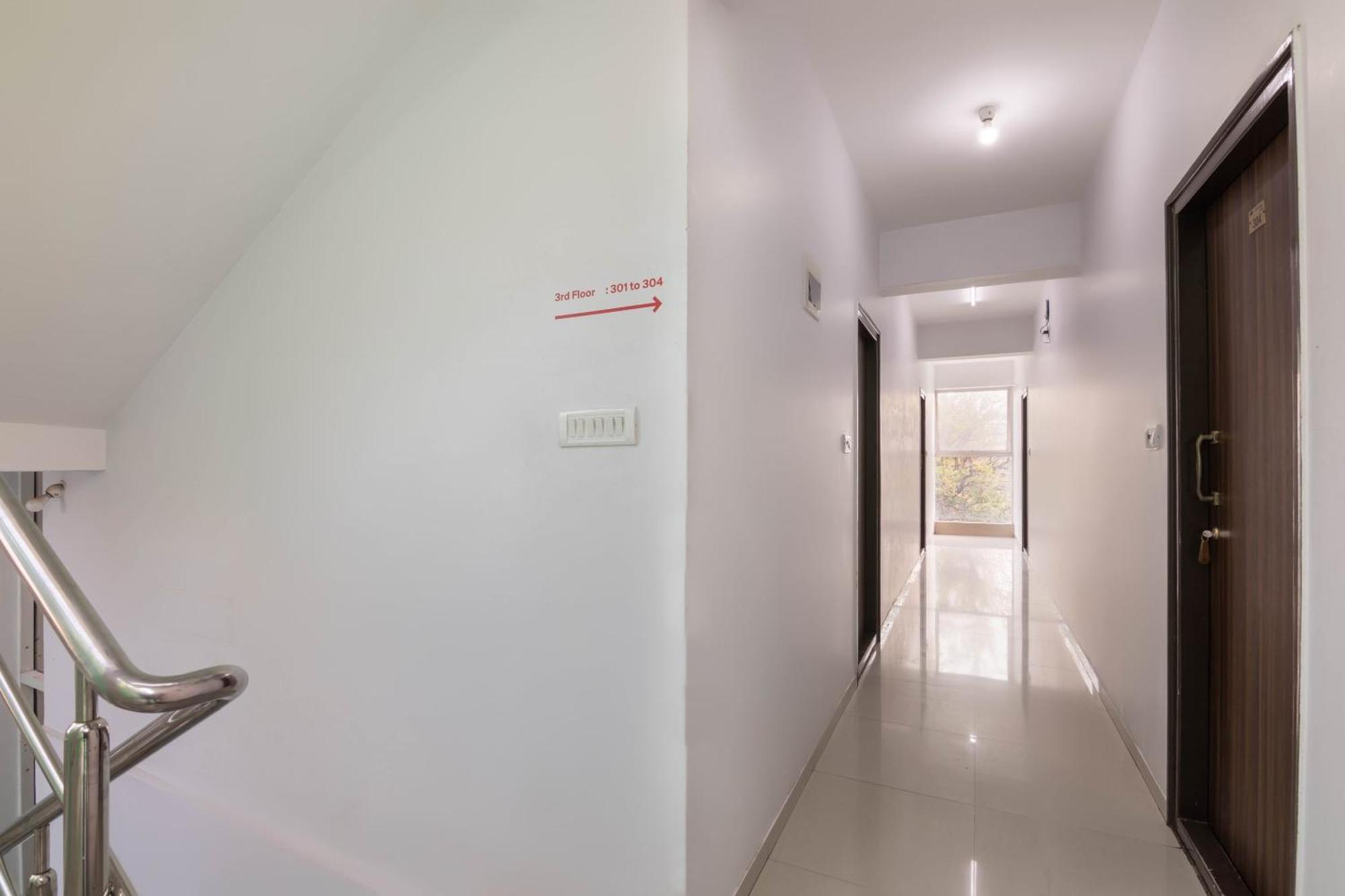 Hotel O Royal Inn Bangalore Extérieur photo
